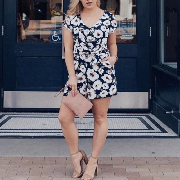 Navy Dee Elly Floral Tie Front Romper - Picture 8 of 8